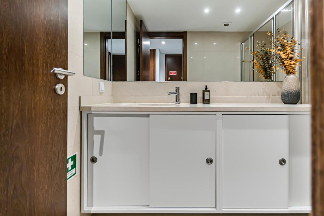 Studio In Cascais -Sea View -Pool Bagian luar foto